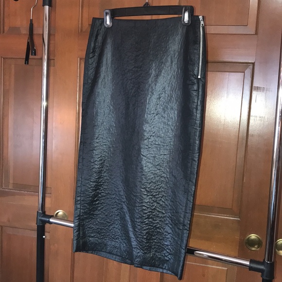 Poleci Pencil Skirt, Black, Texturized, Size 2 - Picture 2 of 16